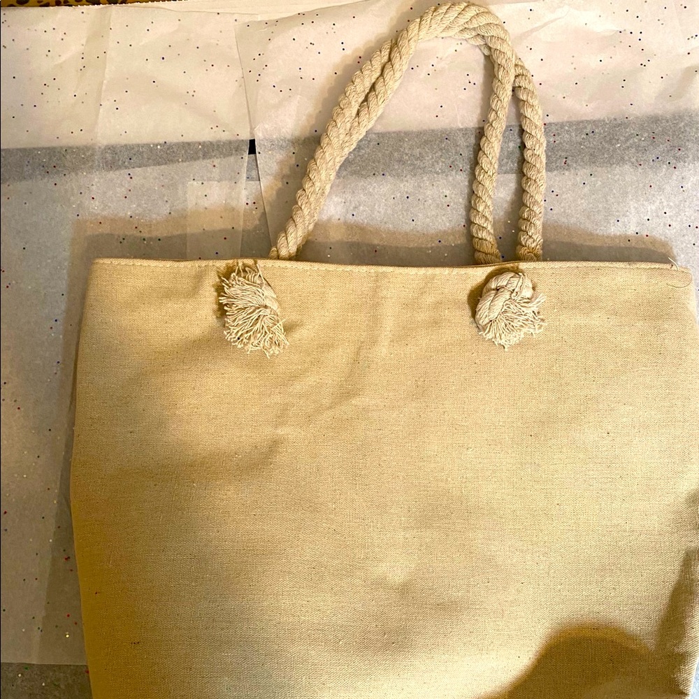 Purse - Picture 3 of 5